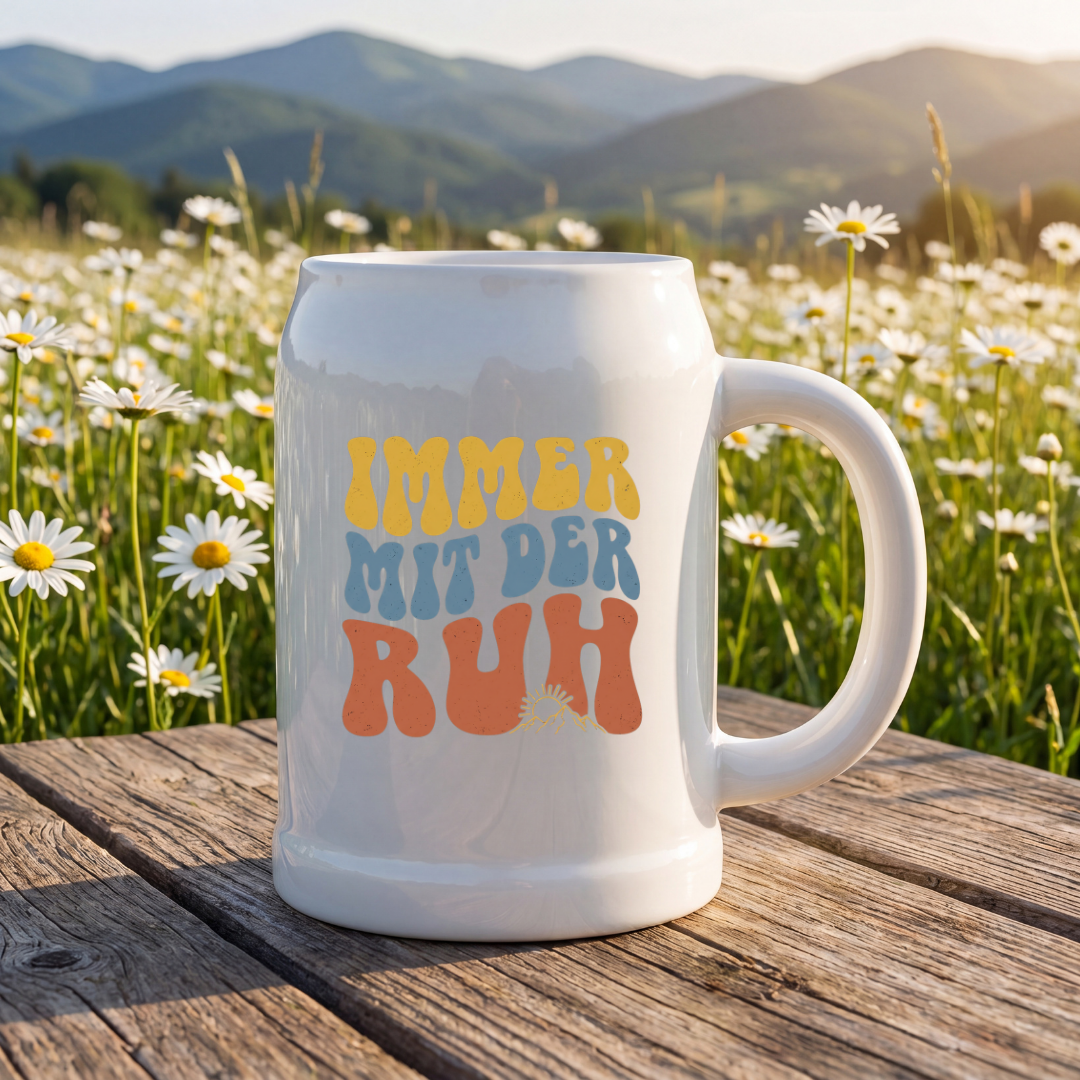 Trinkkrug – Immer mit der Ruh, auf der Bergwiese
