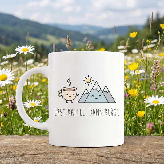 Tasse Erst Kaffee, dann Berge von Kraxelgaudi, weiße Keramiktasse beidseitig bedruckt