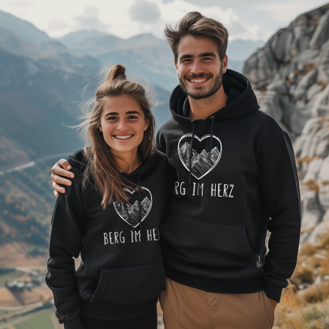 Berg im Herz Hoodie mit Bergmotiv, Rückansicht