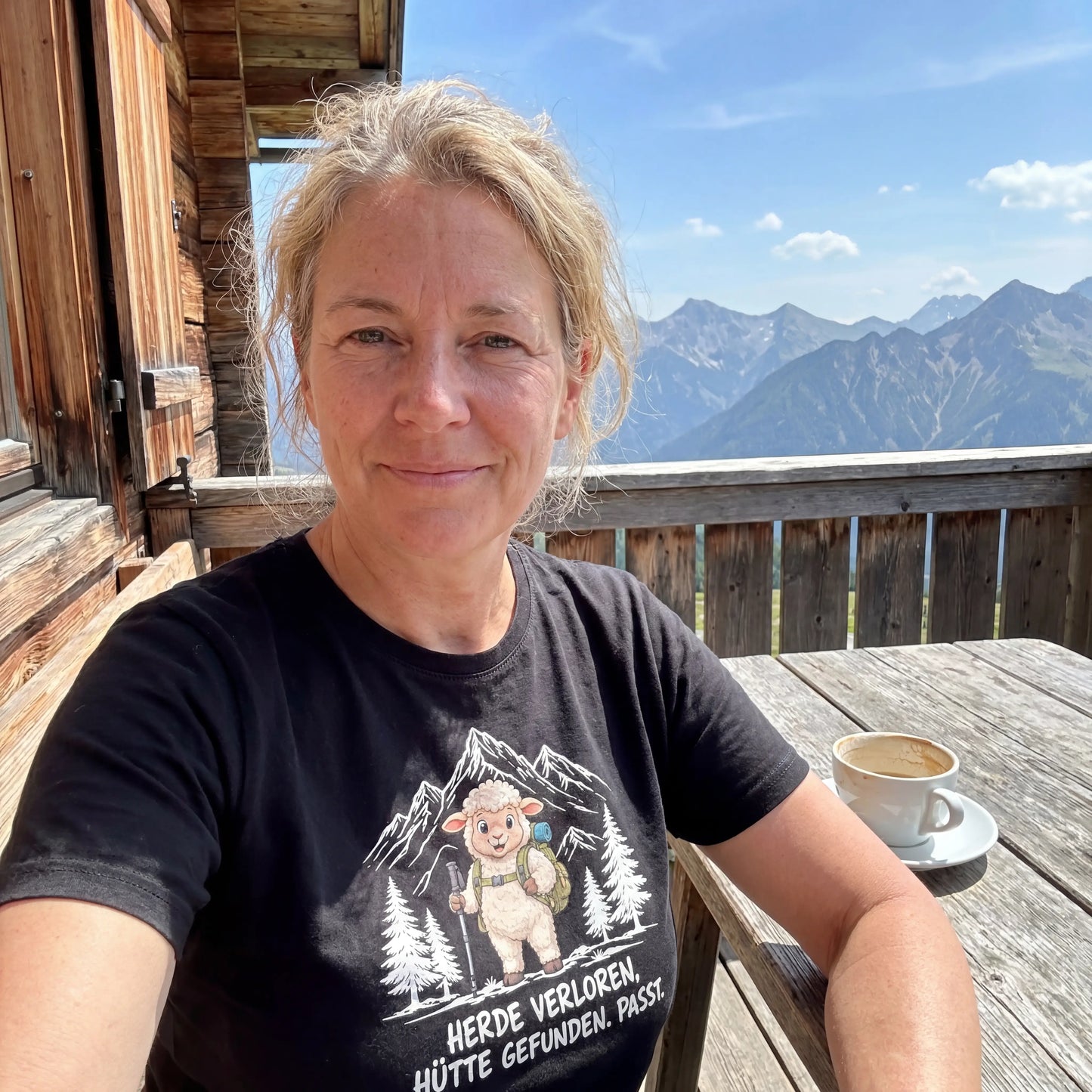 Hütte Schaf T-Shirt Unisex Lifestyle